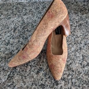 Stuart Weitzman for Mr. Seymour Cork Heels Gold